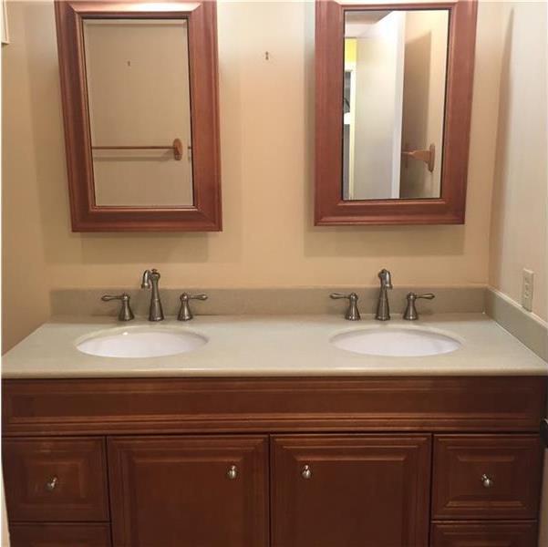 16300 Golf Club Rd # 116, Weston, FL 33326