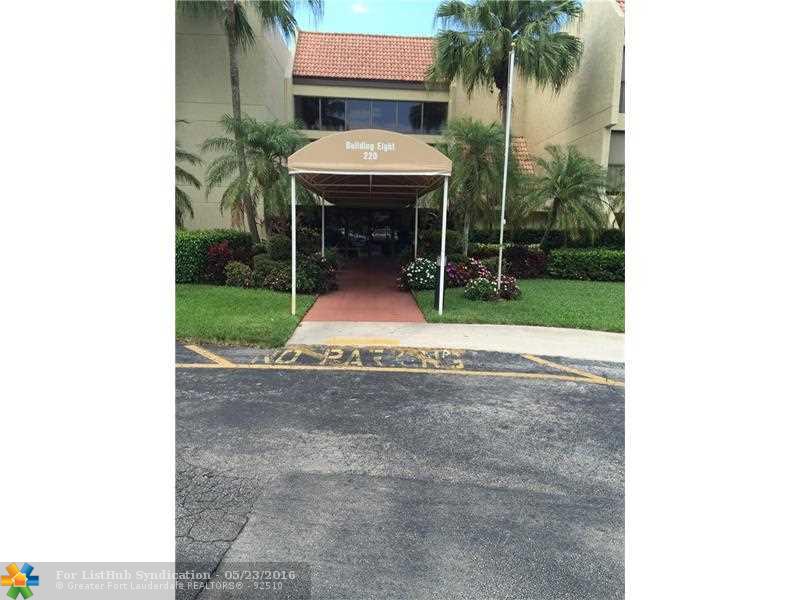 220 LAKEVIEW DR 309, Weston, FL 33326