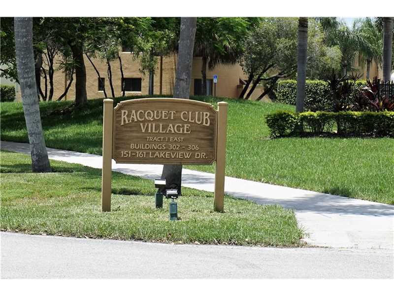 153 Lakeview Dr 106, Weston, FL 33326