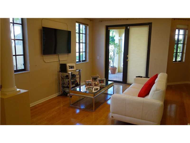 1620Passion Vine Cir, Weston, FL 33326