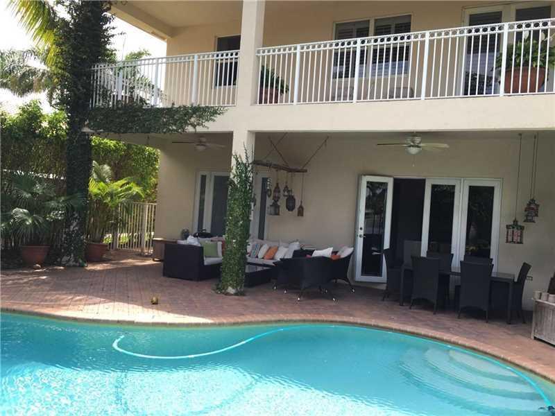 930 Tradewinds Bnd, Weston, FL 33327