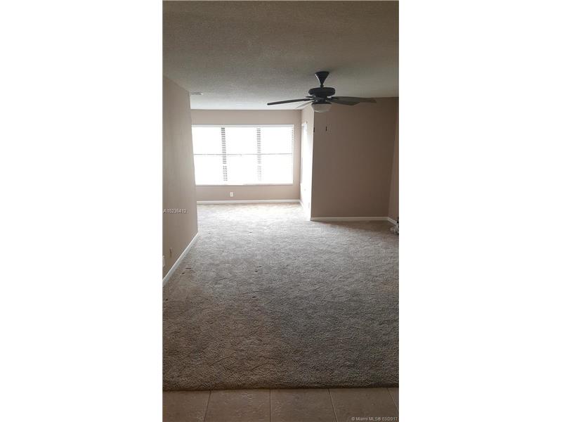 2846 South University Dr, Davie, FL 33328