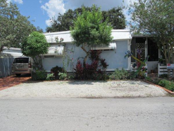 East Pine Ridge Manufactured Housing Community 4800 S Pine Island Road Lot 9Davie, FL 33328