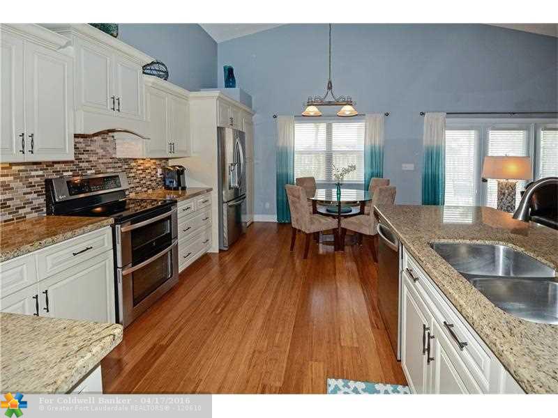 2911 Hidden Hollow Ln, Davie, United States 33328