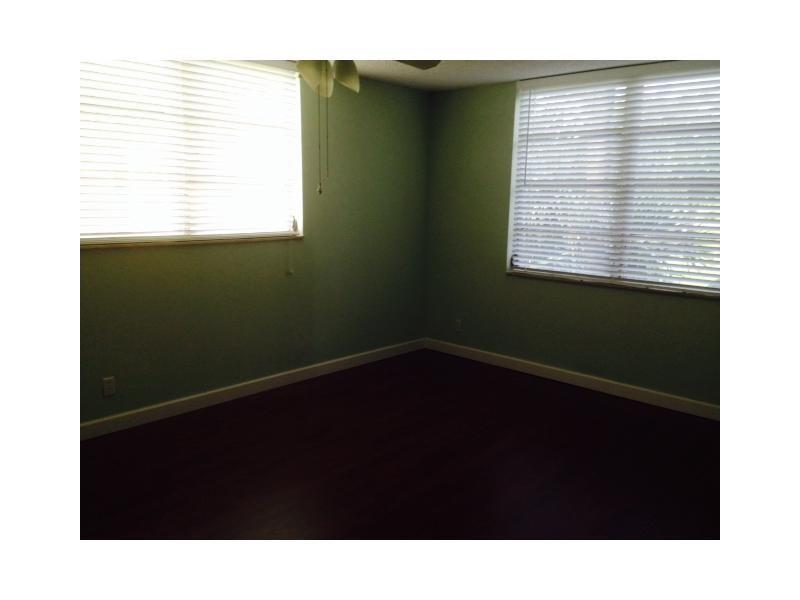 3100 West Rolling Hills Cir, Davie, FL 33328