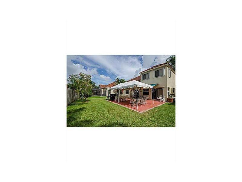 9214Greenbrier Ct, Davie, FL 33328
