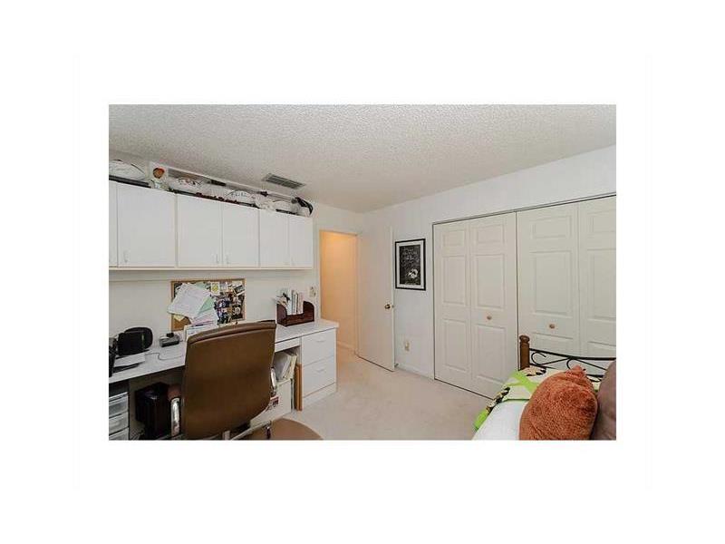 9214Greenbrier Ct, Davie, FL 33328