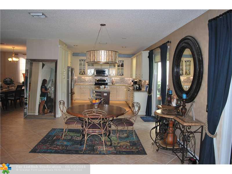 3868 Heron Ridge Ln, Weston, FL 33331