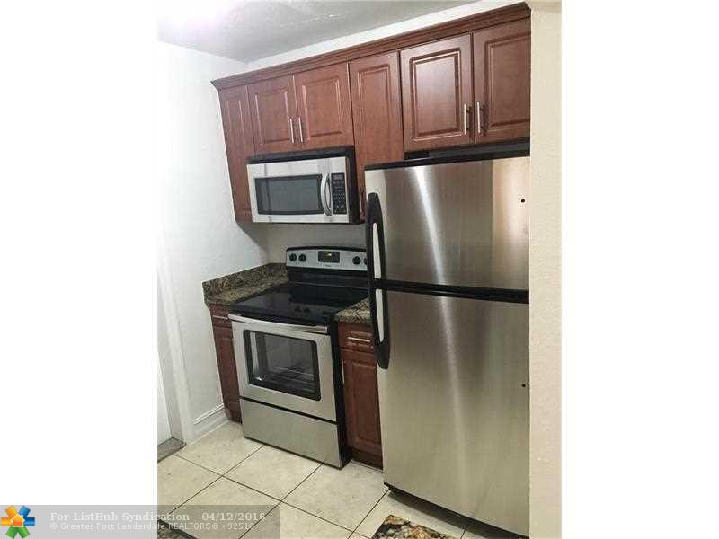 1400 NE 56th St 106, Fort Lauderdale, FL 33334