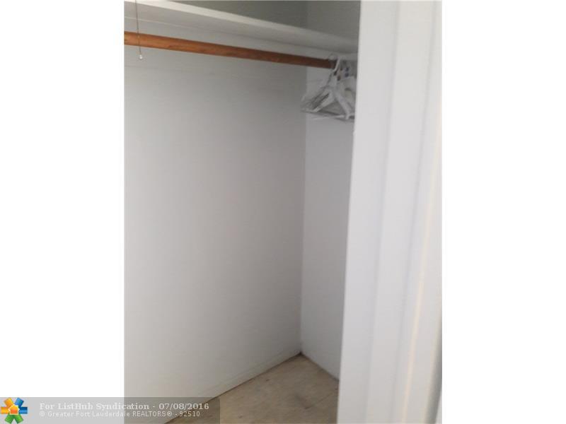 581 NE 32 St A, Oakland Park, FL 33334