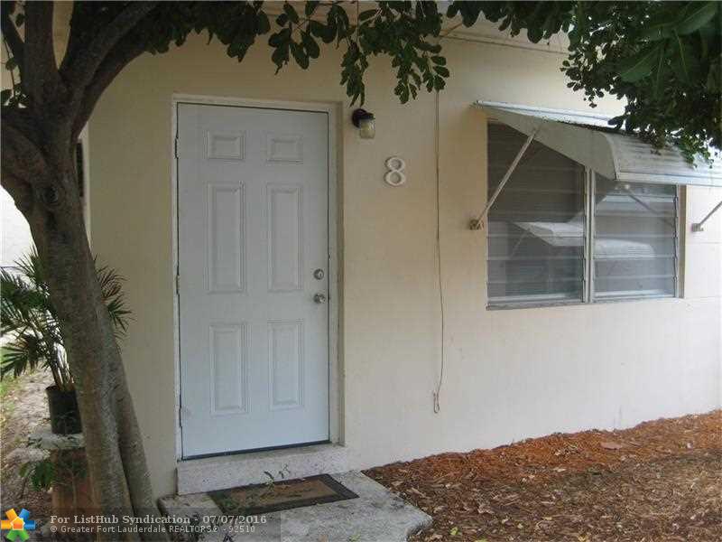 3230 NE 15th Ave 8, Oakland Park, FL 33334