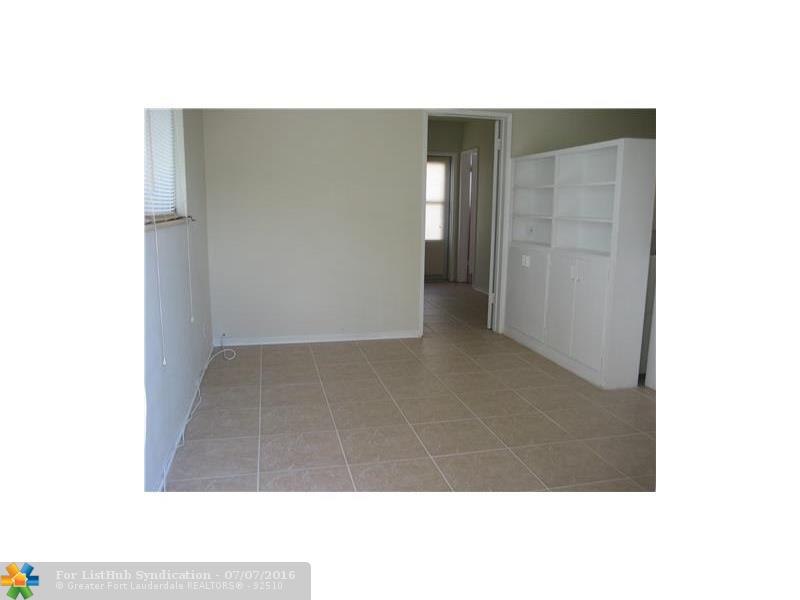 3230 NE 15th Ave 8, Oakland Park, FL 33334