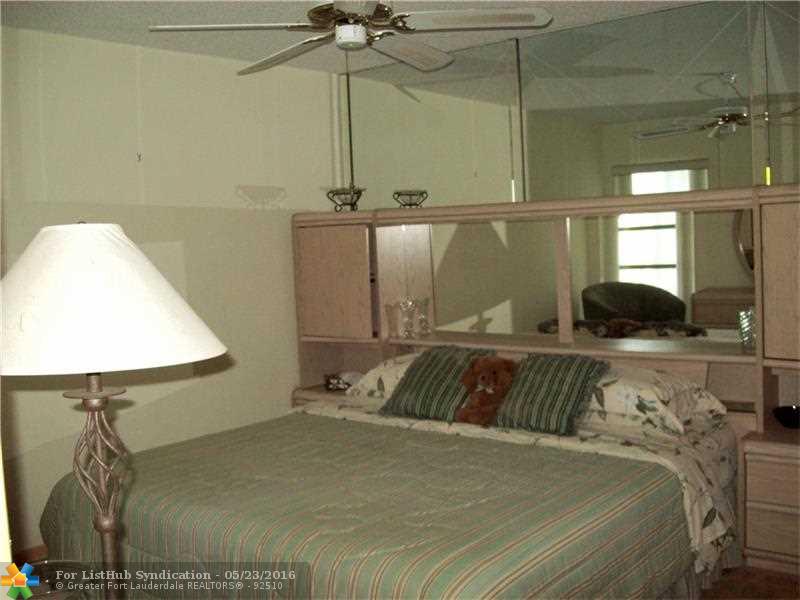 2970 NE 16th Ave 210, Oakland Park, FL 33334