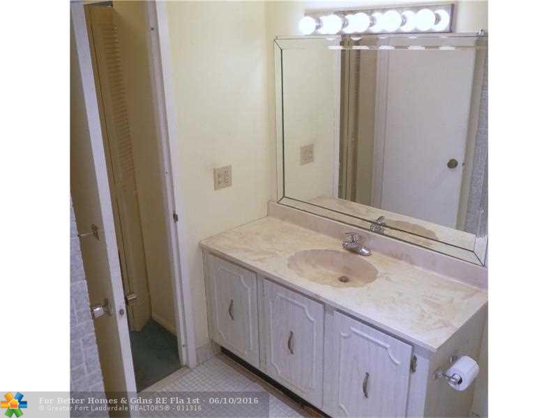3000 NE 5th Ter # A-309, Wilton Manors, FL 33334