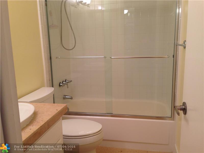 5951 NE 14th Ln 403N, Fort Lauderdale, FL 33334