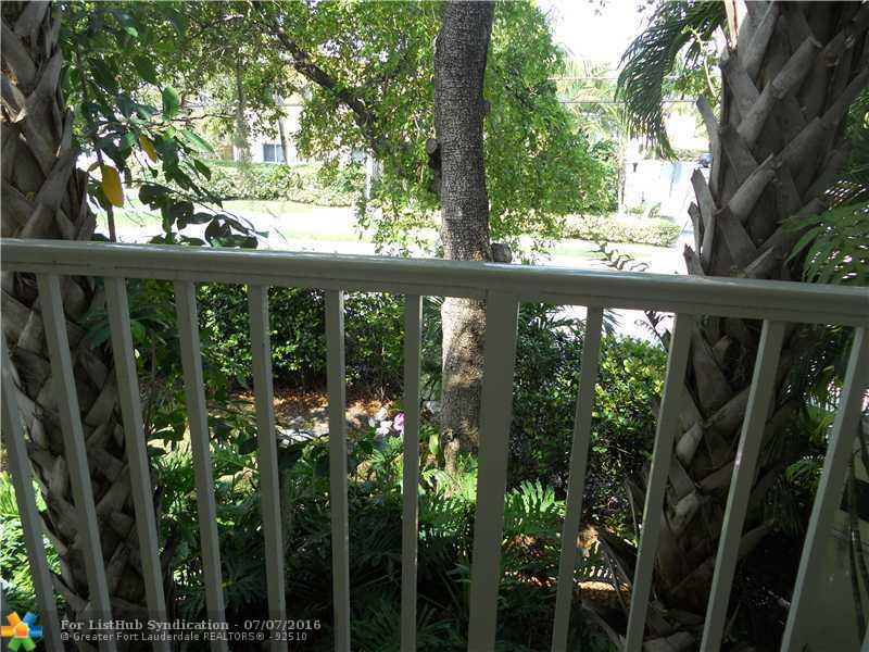 2660 NE 8th Ave 210, Wilton Manors, FL 33334