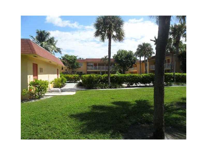 850 East Commercial Blvd, Oakland Park, FL 33334
