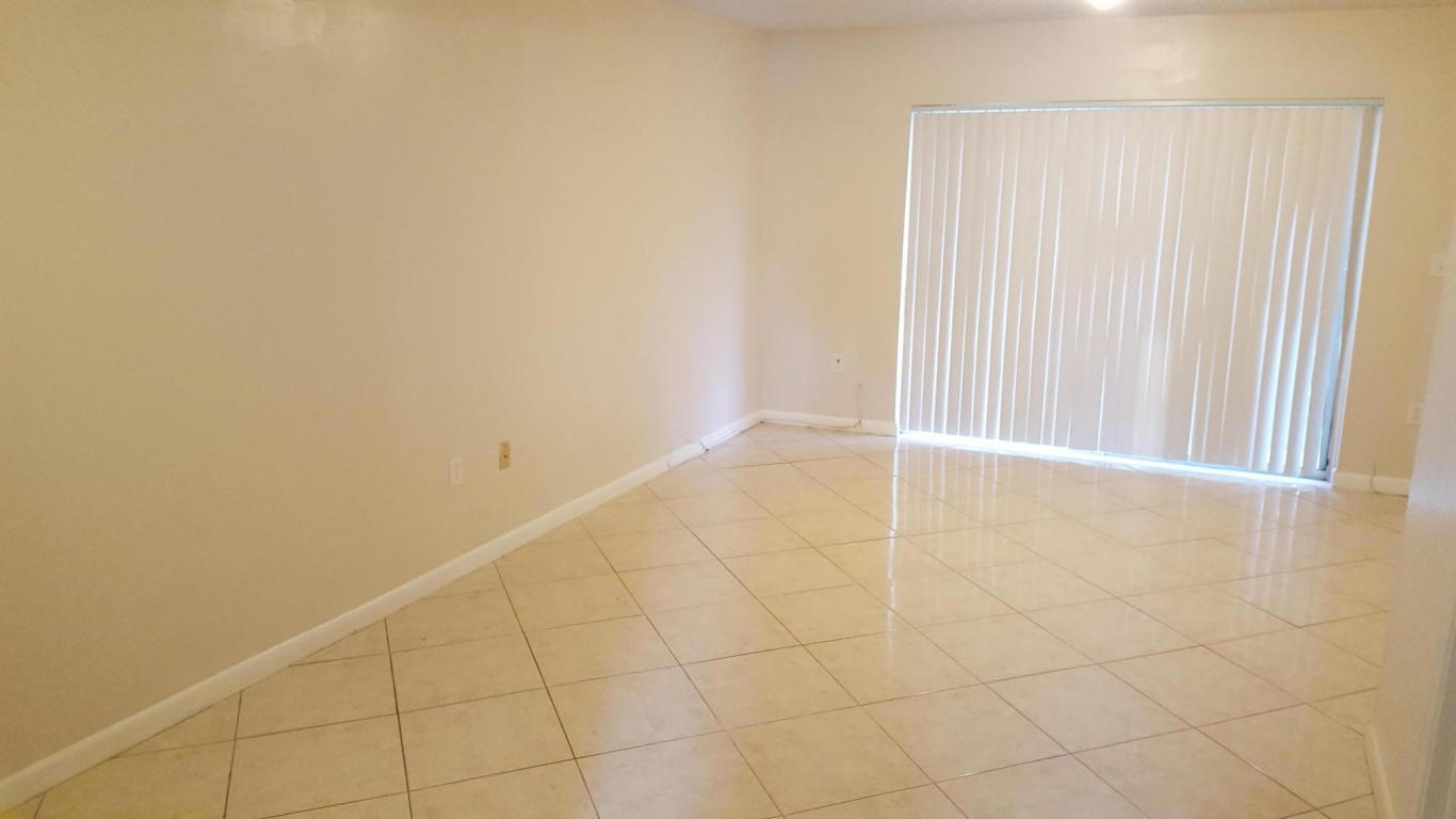 4084 NW 90th Avenue, Sunrise, FL 33351