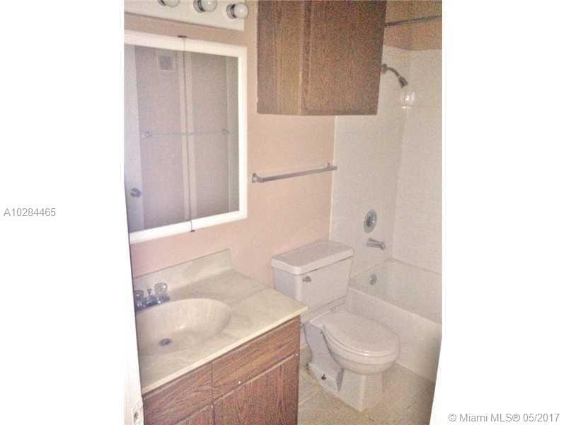 4036 Northwest 87th Ave, Sunrise, FL 33351