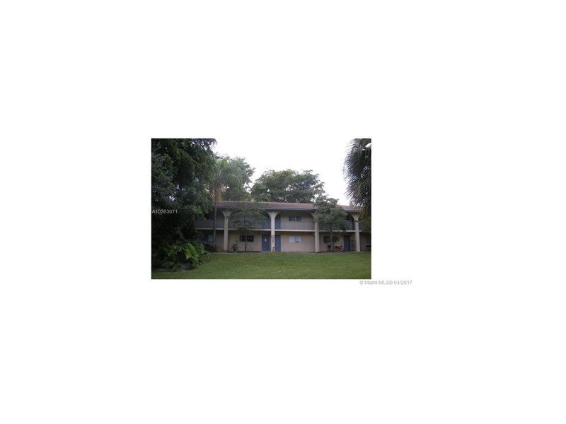 7613 Northwest 42nd Pl, Sunrise, FL 33351