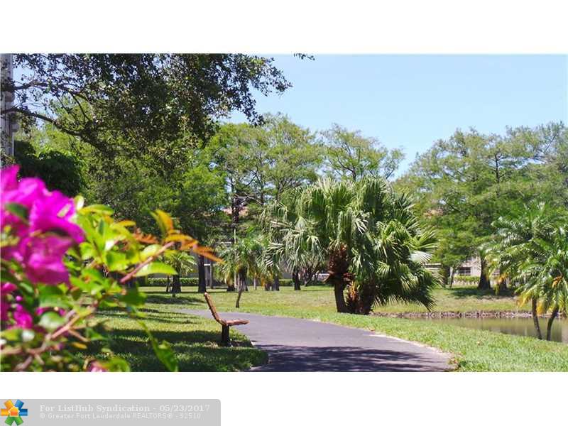 7770 NW 50th St 108, Lauderhill, FL 33351