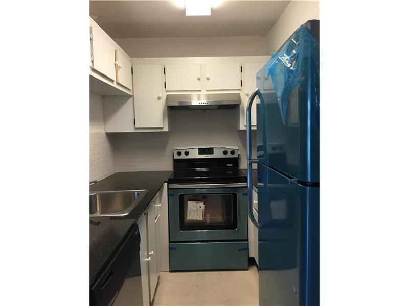 10029Winding Lake Rd, Sunrise, FL 33351