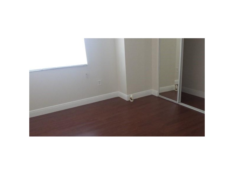 4077 Northwest 90TH AV, Sunrise, FL 33351