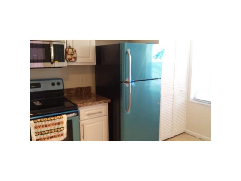4077 Northwest 90TH AV, Sunrise, FL 33351