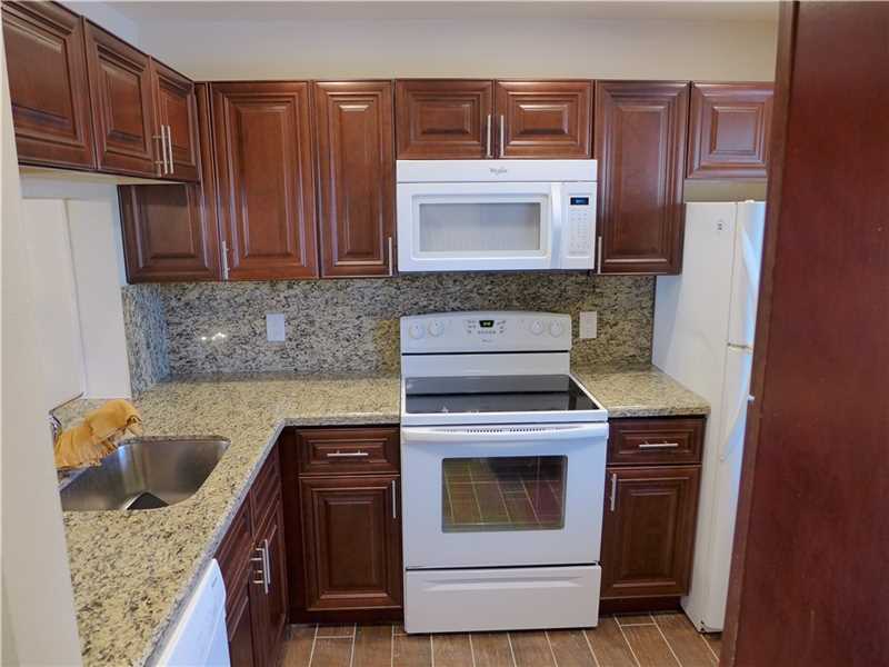 10003Winding Lake Rd, Sunrise, FL 33351
