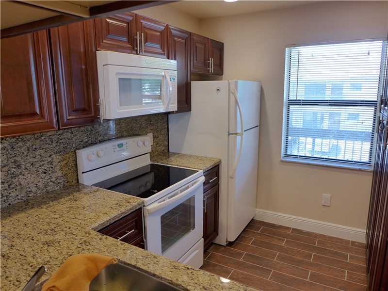 10003Winding Lake Rd, Sunrise, FL 33351