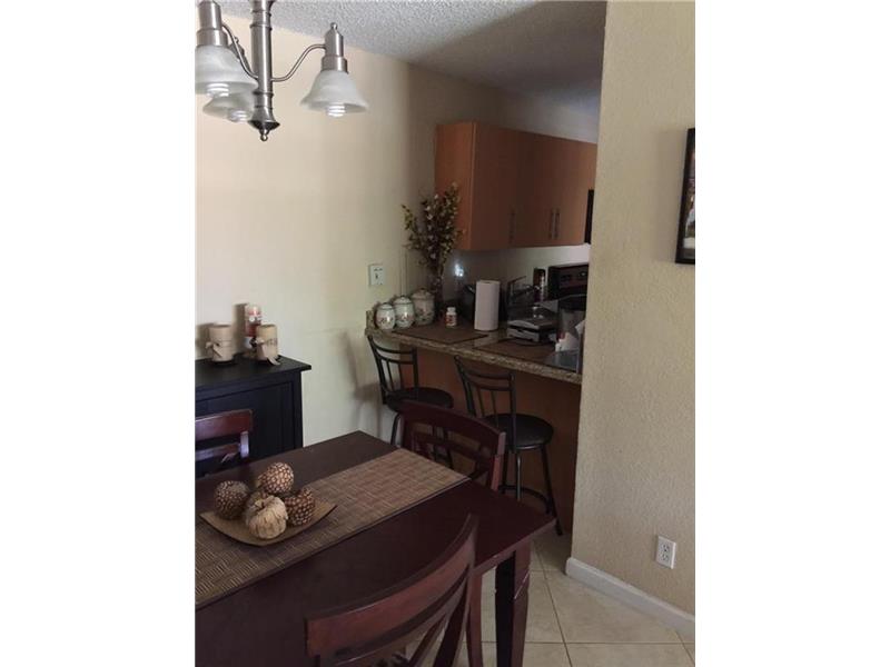 4019 N University Dr, Sunrise, FL 33351