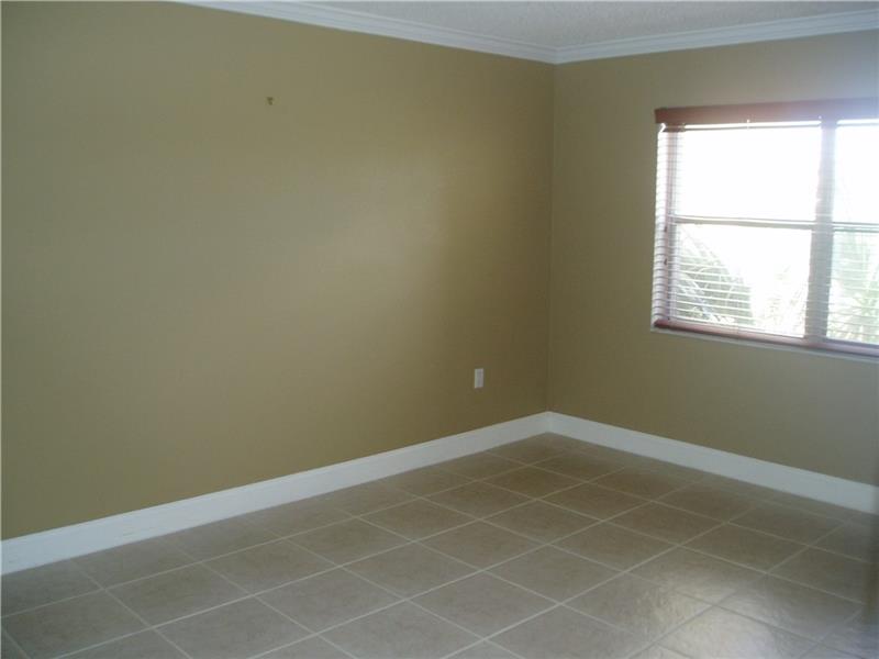 4235 North University Dr, Sunrise, FL 33351