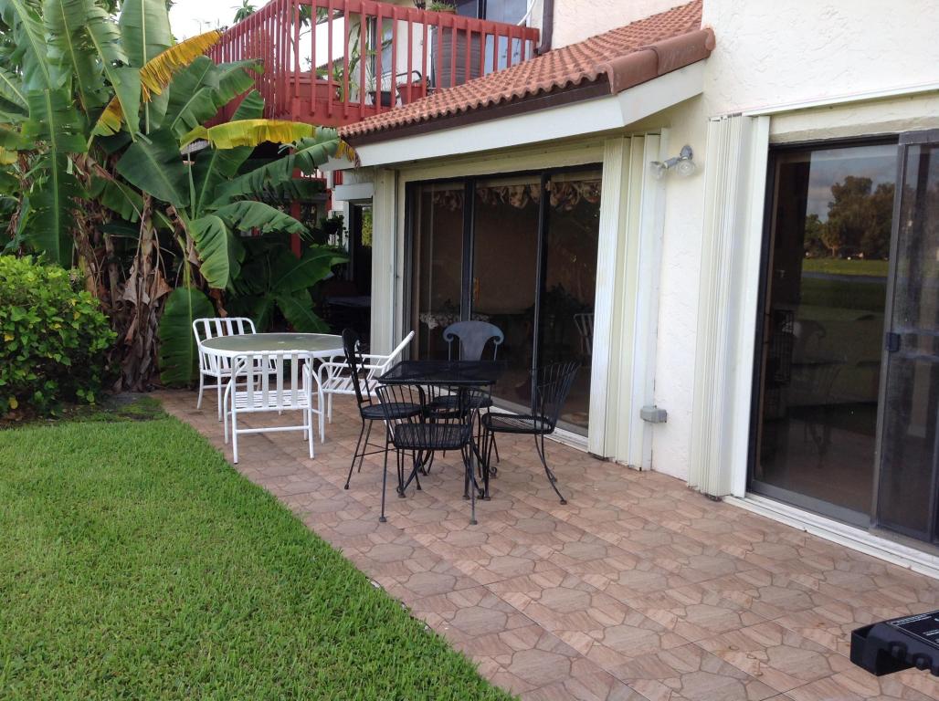 1800 Embassy Drive, West Palm Beach, FL 33401