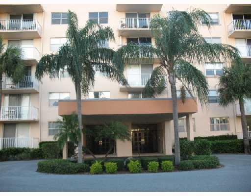 480 Executive Center Drive, West Palm Beach, FL 33401