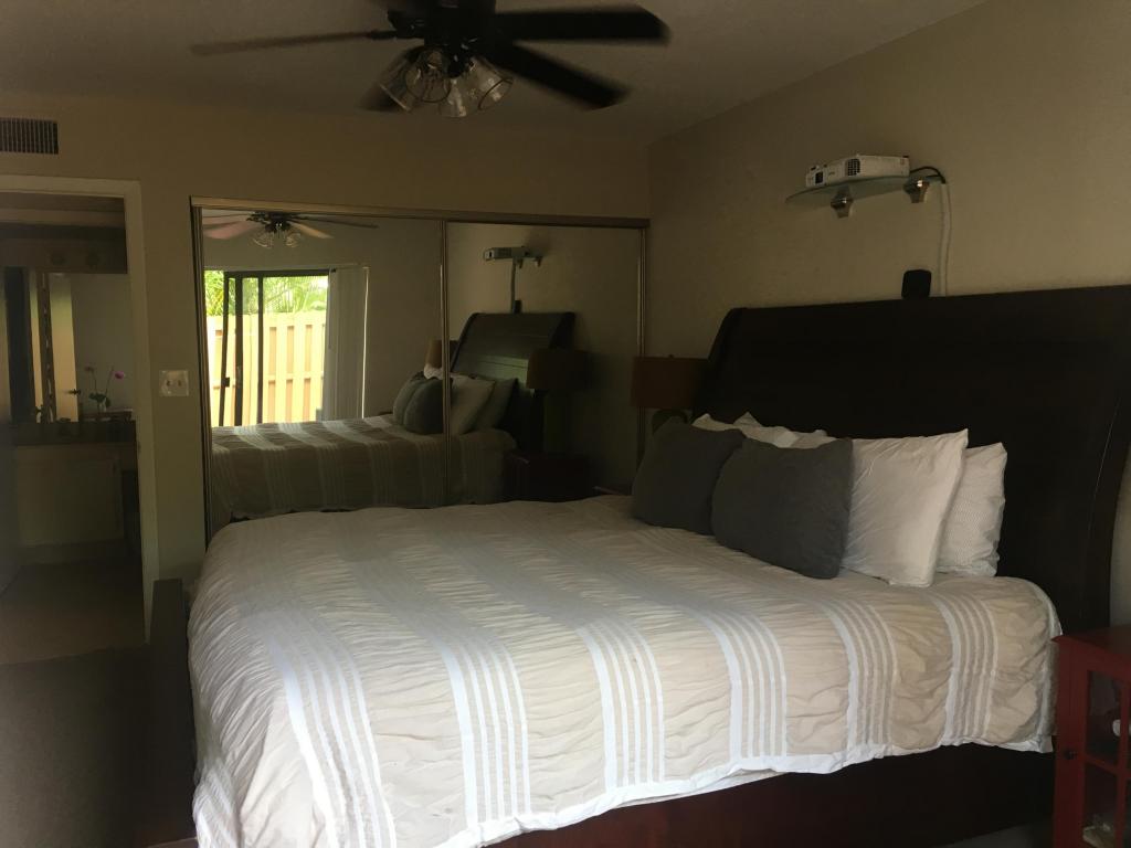 616 Executive Center Drive, West Palm Beach, FL 33401