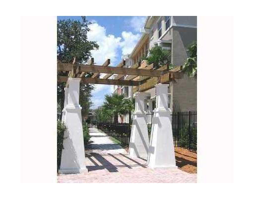 880 Millbrae Court, West Palm Beach, FL 33401