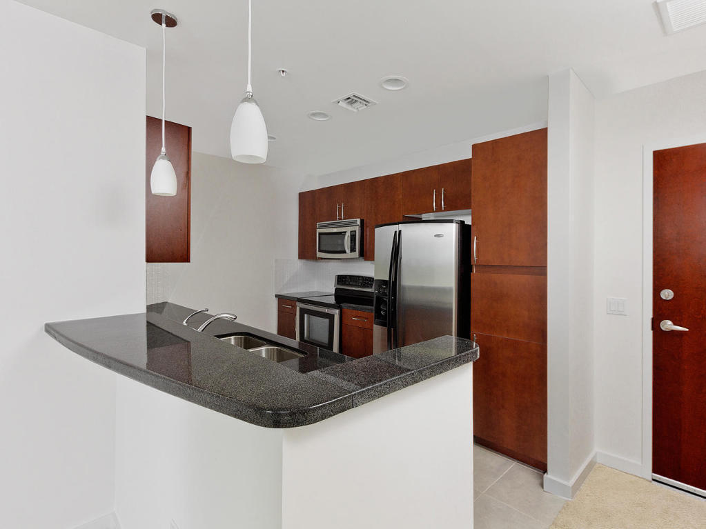 300 S Australian Avenue, West Palm Beach, FL 33401