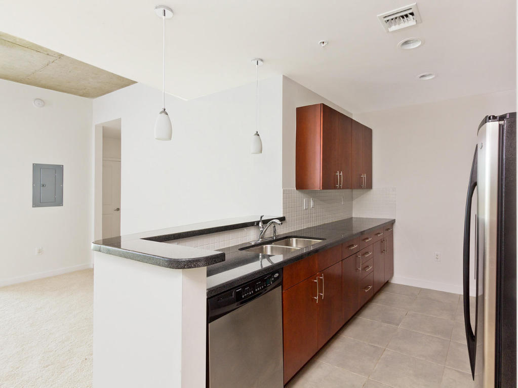 300 S Australian Avenue, West Palm Beach, FL 33401