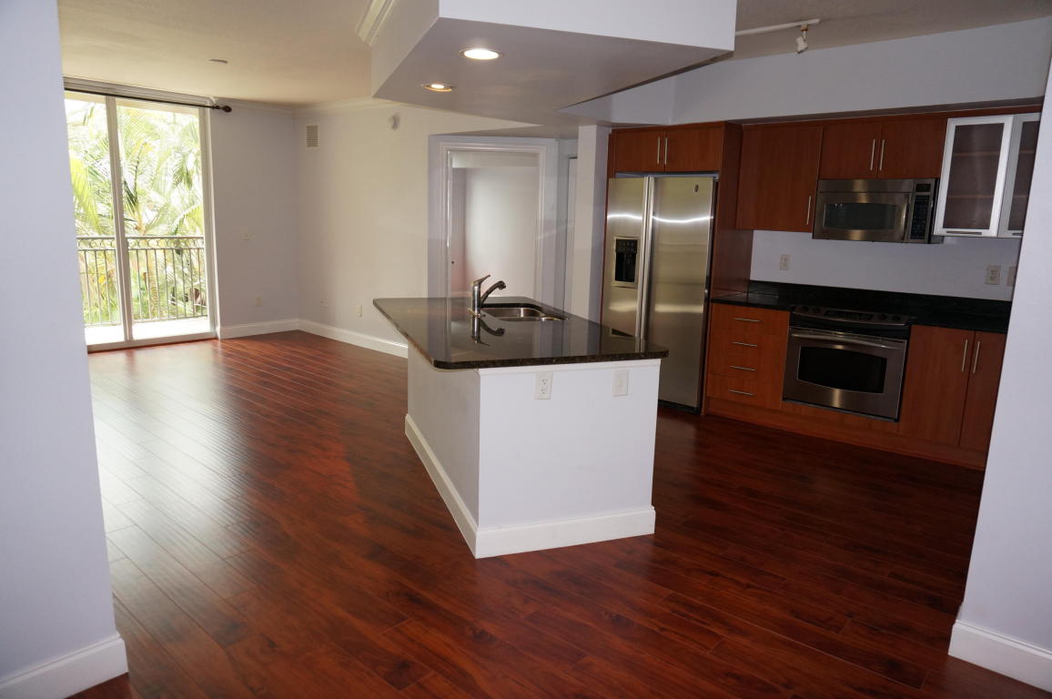 600 S Dixie Highway, West Palm Beach, FL 33401