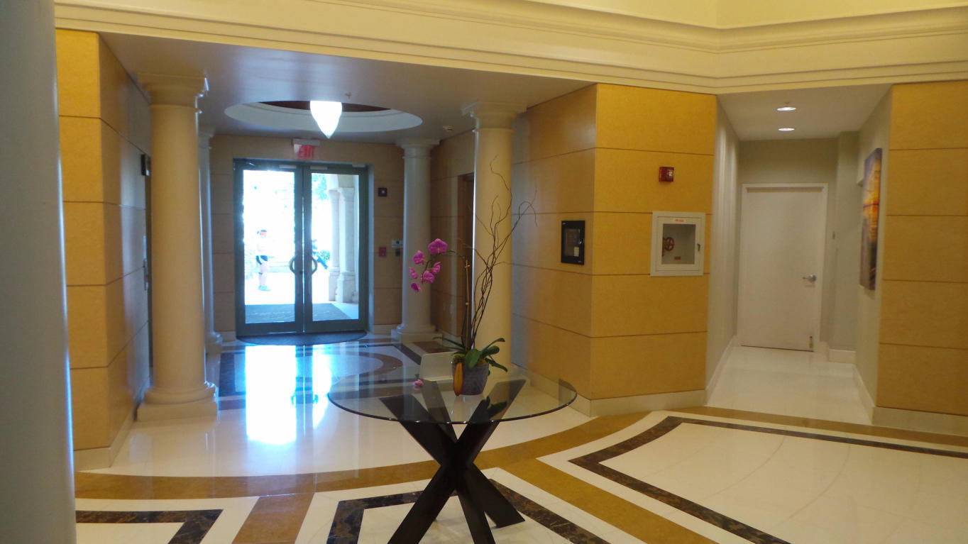 610 Clematis Street, West Palm Beach, FL 33401