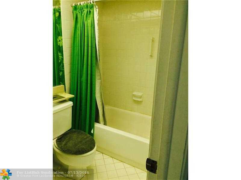 1630 Embassy Dr 310, West Palm Beach, FL 33401