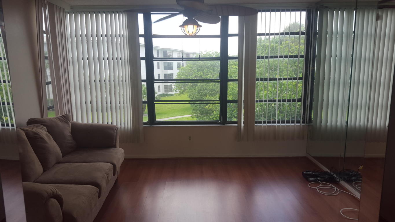 3636 Whitehall Drive, West Palm Beach, FL 33401