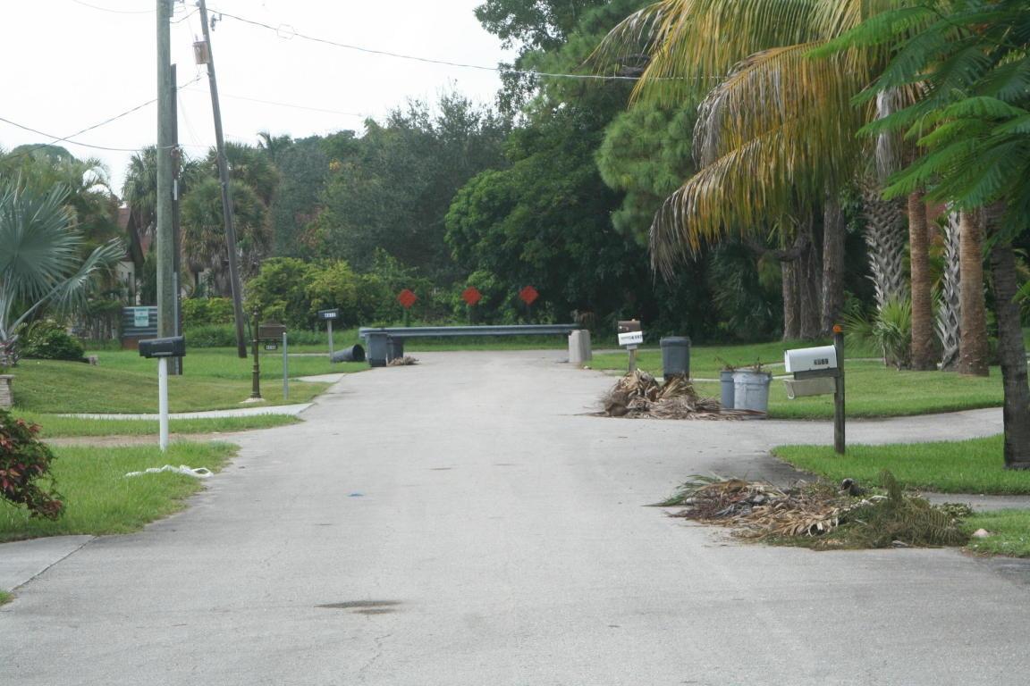 4551 Perth Road, West Palm Beach, FL 33403