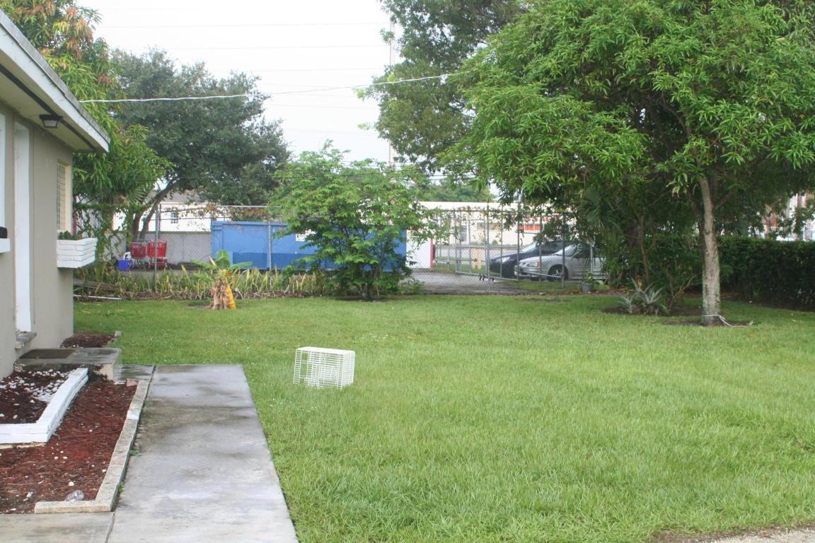 4551 Perth Road, West Palm Beach, FL 33403