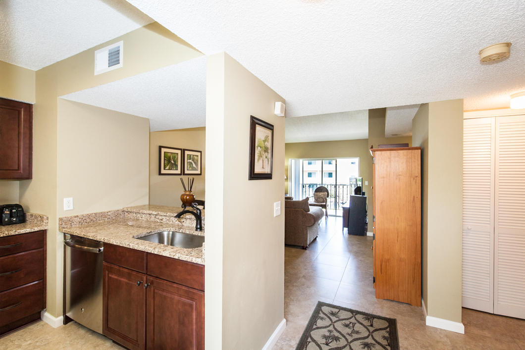 1030 Lake Shore Drive, Lake Park, FL 33403