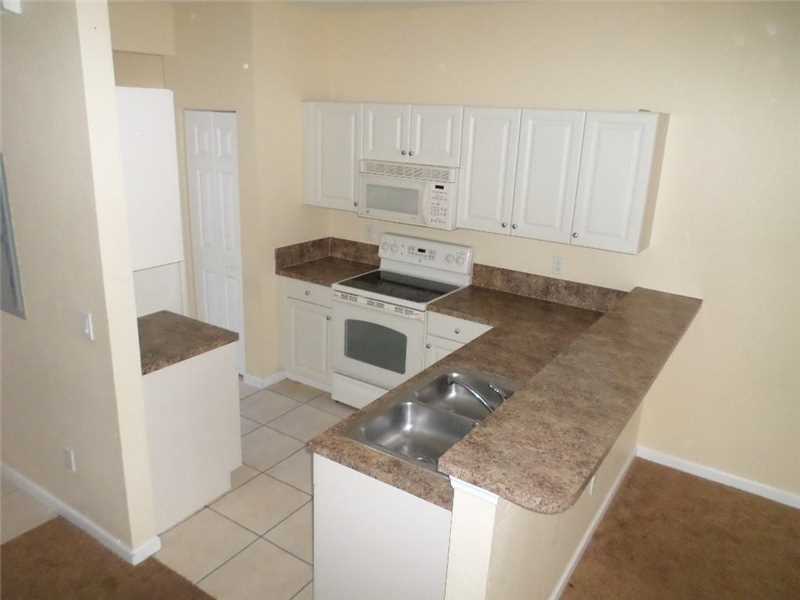 2023Nassau Dr, Riviera Beach, FL 33404