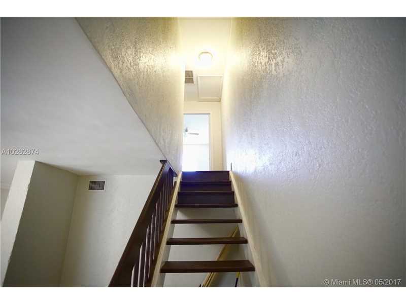 1653 West 27th St, Riviera Beach, FL 33404