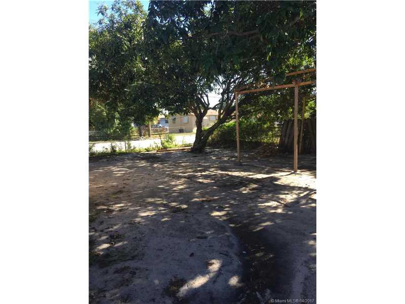 1101 West 32nd St, Riviera Beach, FL 33404