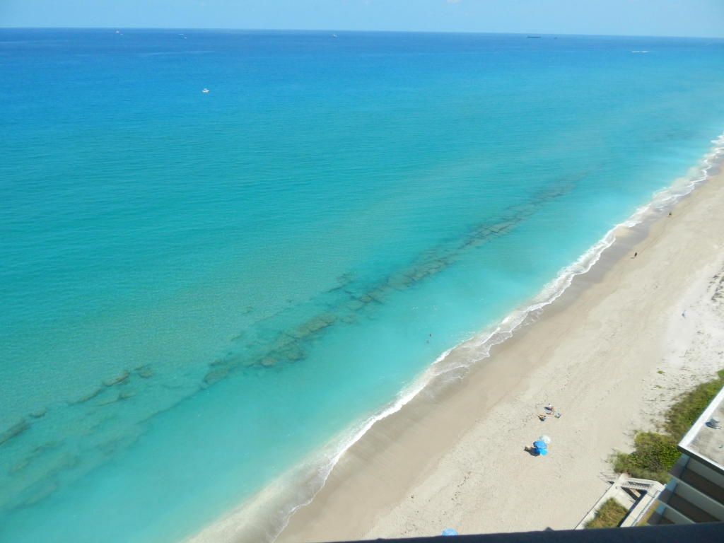 5420 N Ocean Drive, Singer Island, FL 33404
