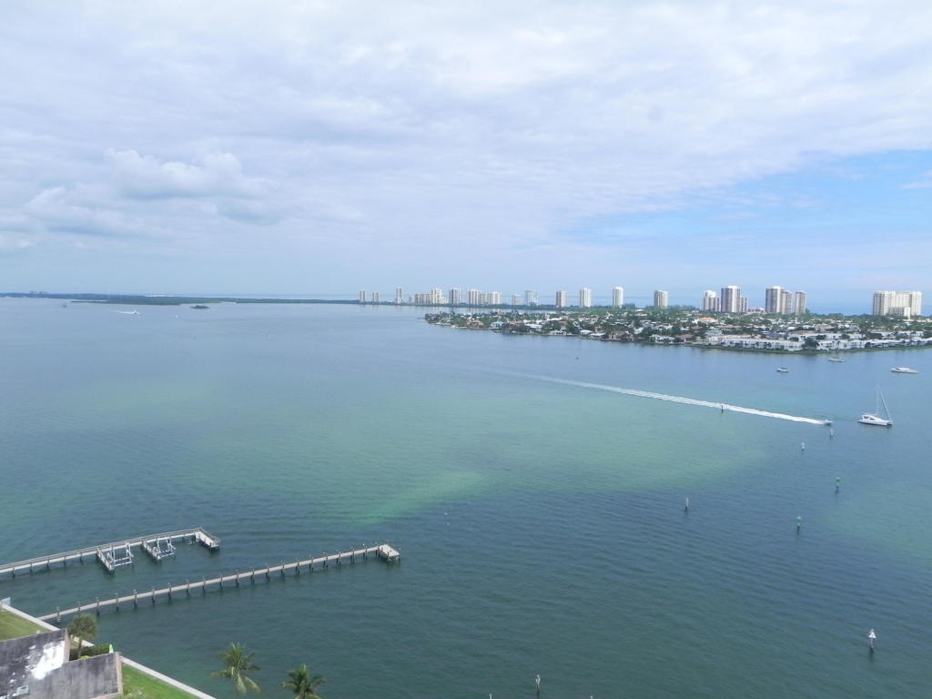 2650 Lake Shore Drive, Riviera Beach, FL 33404